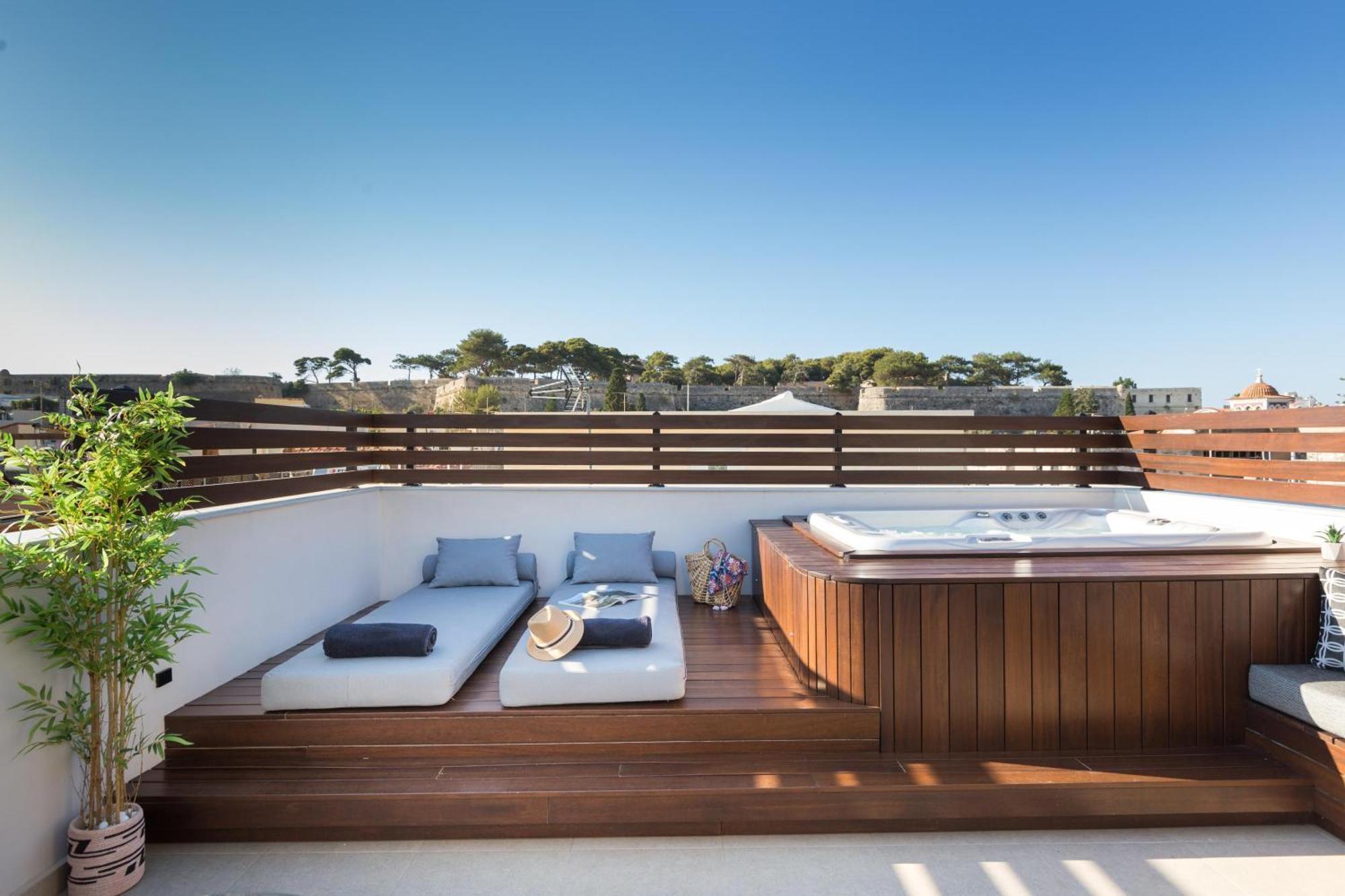 Le Bijou Luxury Suites Rethymno Esterno foto