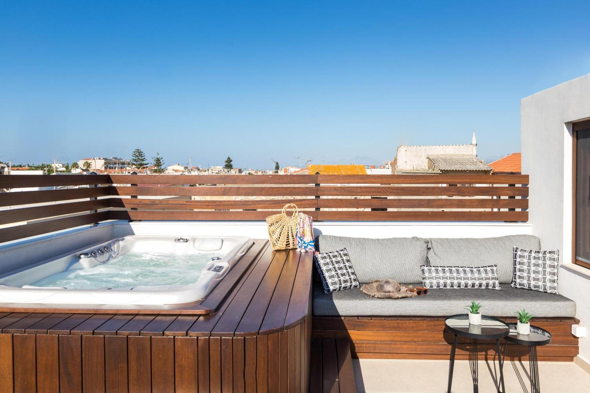 Le Bijou Luxury Suites Rethymno Esterno foto